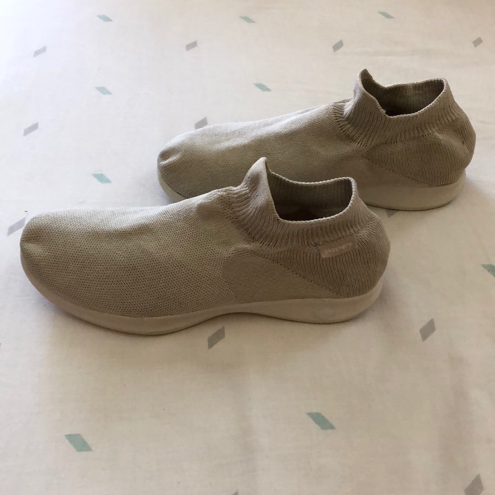 Goga Max Skechers